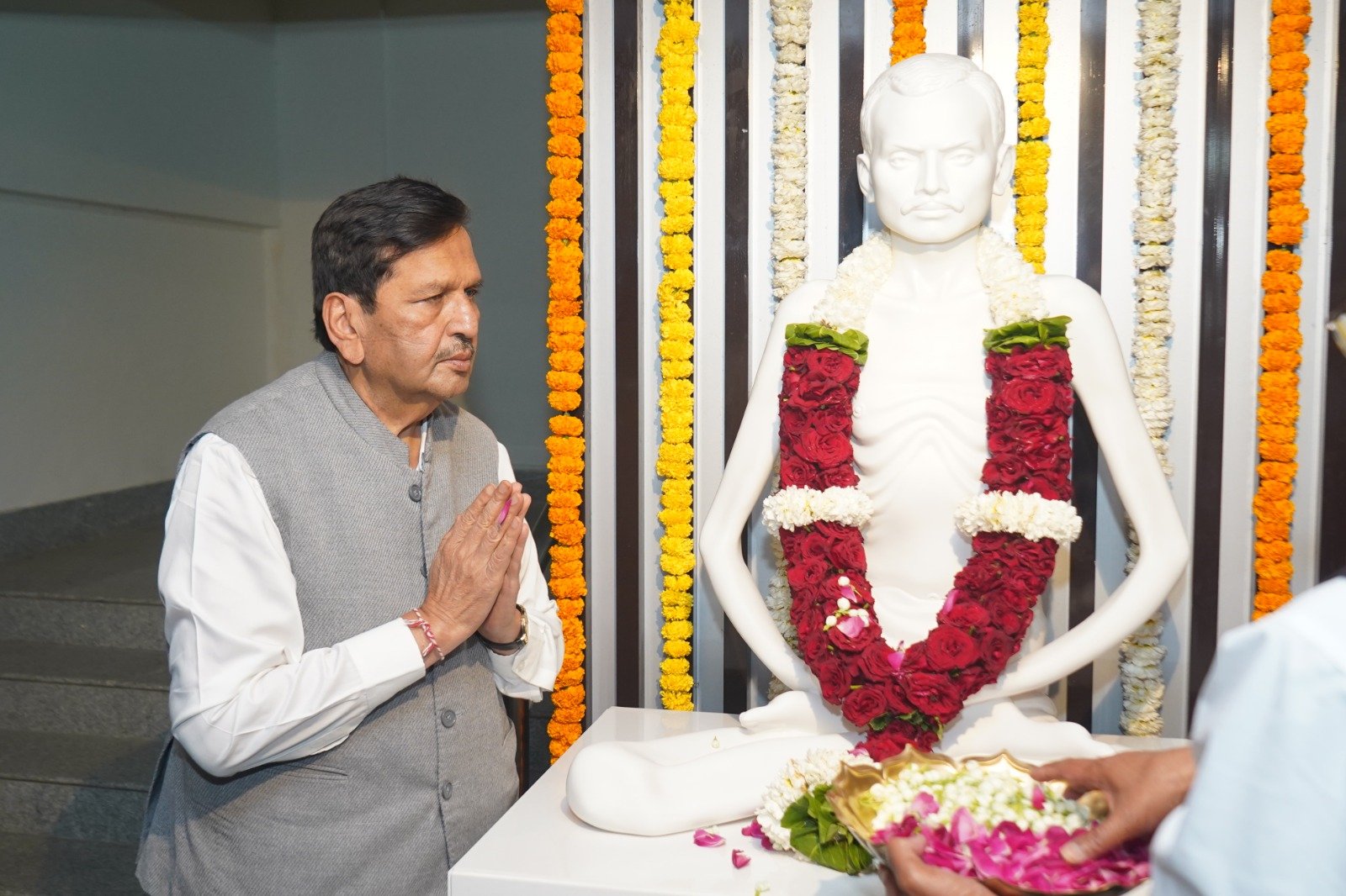 आईटीआई मुलुंड में संत श्रीमद रामचंद्रजी की लगी प्रतिमा 1 IMG 20260220 WA0071